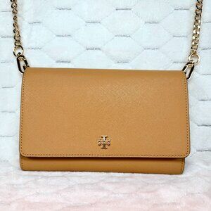 Tory Burch Emerson Chain Wallet Crossbody Tan 5" x 8" Purse Handbag w/ Dust Bag